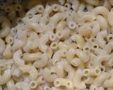 Foto langkah ke 1 dari resep Macaroni Schotel Teflon simple.