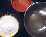 A picture of step 1 of Rice flour chapati with green chutney.