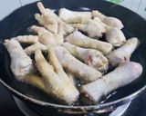 Hình bước làm 1 của món Chân gà chiên mắm tỏi