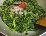A picture of step 6 of Ganyaar/Gandhari saag.