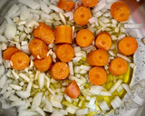 Foto del paso 1 de la receta: Guiso de pota y verduras