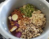 A picture of step 4 of Undhiyu.