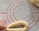 Foto langkah ke 2 dari resep Kue Untir (Pilin Gula) - No Knead, No Egg.