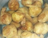 A picture of step 1 of Dahi Bare.