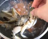 Foto langkah ke 1 dari resep Kepiting Bumbu Kecap.