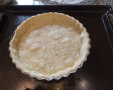Foto del paso 3 de la receta: Quiche de salmón y puerro