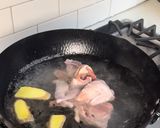 A picture of step 1 of Lemongrass Saté Butter Quail.