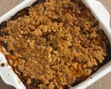 Une image de l'étape 5 de Crumble aux pommes, bananes & canelle.