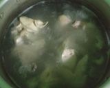 Foto langkah ke 2 dari resep Sayur Asem-asem ceker ayam.
