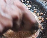 Foto langkah ke 2 dari resep Sambel kacang jeruk limao.