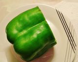 Foto del paso 1 de la receta: Pimiento verde relleno de tortilla de patatas