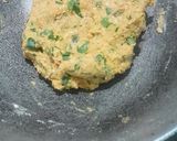 A picture of step 2 of Drumstick Leaves Thalipitha.