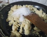 A picture of step 4 of Banana Sooji Halwa.