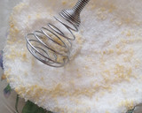 Foto del paso 1 de la receta: 338. Bizcocho de limón semi integral sin báscula
