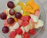 Foto langkah ke 1 dari resep Salad buah mayo special aneka rasa.