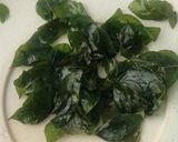 Foto langkah ke 2 dari resep Turmeric Curry Leaves Sourdough Bread.
