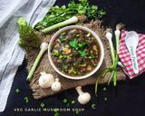 A picture of step 9 of Veg Garlic Mushroom Soup.
