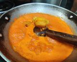 A picture of step 3 of Kashmiri dum aloo.