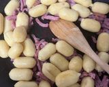 Une image de l'étape 1 de Gratin de gnocchis au Comté à l’air fryer ou au four.