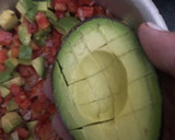 Foto del paso 1 de la receta: Shots de palta cebolla y tomate, infaltables en la entrada!!