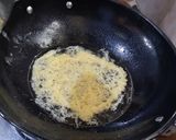 Foto langkah ke 6 dari resep Ayam Goreng Kremes.