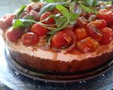 Φωτογραφία βήματος 8 της συνταγής Αλμυρό cheesecake με καραμελωμένα κρεμμύδια και ντοματίνια 🍅🍅