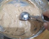 Foto del paso 4 de la receta: Banana nut bread muffins (muffins de plátano y nueces)