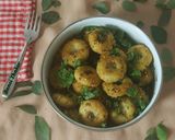 સૂજી બોલ્સ રેસીપી સ્ટેપ4ફોટો