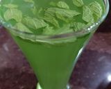 A picture of step 1 of Khus mint mojito.