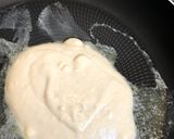 A picture of step 4 of Fluffy American Pancakes.