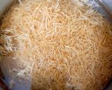 A picture of step 1 of Foxtail millet vermicelli upma.
