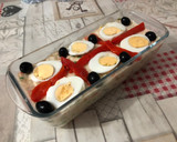 Foto del paso 7 de la receta: Ensaladilla de verduras con salmón, huevo duro y aderezo Vidalim y ensaladilla rusa