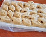 A picture of step 4 of Maqrout Ez-Zeit (Semolina Date Cookies).