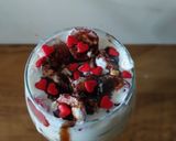 A picture of step 5 of Strawberry Chocolate concave.