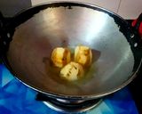 A picture of step 1 of Bashonti Pulao r Chicken Kosha.