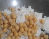 A picture of step 3 of Chole rice.