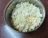 A picture of step 1 of Mango paneer kheer.