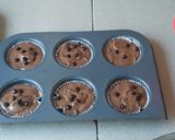 Foto langkah ke 5 dari resep The Best Chocolate Cupcakes.