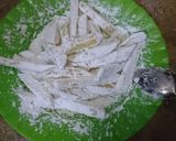 Foto langkah ke 3 dari resep Kentang goreng simple 2 bahan | French fries | tanpa masuk freezer.