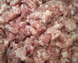 รูปขั้นตอนการทำที่ 5 ของ แหนมหมูเห็ดหอมซุปเปอร์แซ่บ