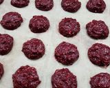 Foto del paso 3 de la receta: ❤️ Galletitas Red Velvet con chocolate blanco (con remolacha 🤫) ❤️