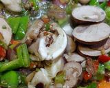 Foto del paso 5 de la receta: Llampuga o Pez Limón, en salsa de verduras mediterráneas