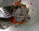 Foto langkah ke 4 dari resep Oseng-Oseng Putren Udang.