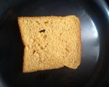A picture of step 1 of Mumbai Sandwich.