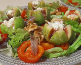 Foto del paso 3 de la receta: Ensalada de higos con queso