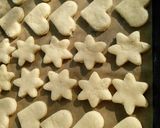 Pas rețetă Biscuiți sfărmicioși cu vișine 1 fotografie