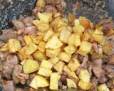 Foto langkah ke 3 dari resep Sambal goreng kentang ati ampela.