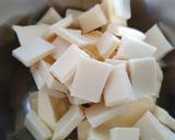 Une image de l'étape 1 de Gâteau au chocolat blanc et a la rhubarbe.