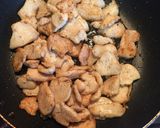 Krémsajtos rakott tészta 👩🏻‍🍳 recept fázis 2 fotója