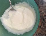 A picture of step 4 of Frozen Fruity Pizza.